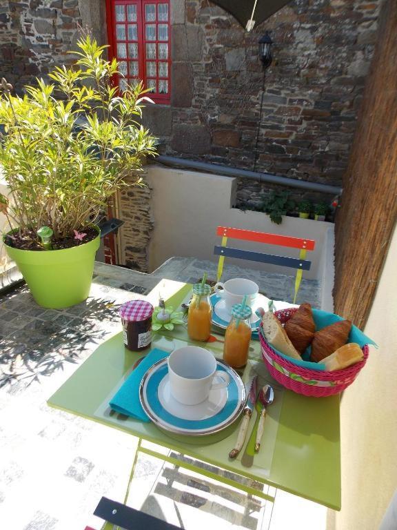 Chambre De La Nonne En Vacances Dol-de-Bretagne Esterno foto